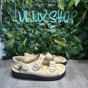 SAS Relaxed Womens Size 11.5 M Natural Beige Leather Flats Comfort Sandals